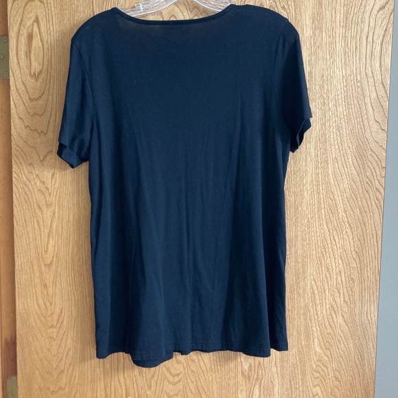 🌼Black Top: Size Large - Crystal-Kobe🌼 - Picture 2 of 4